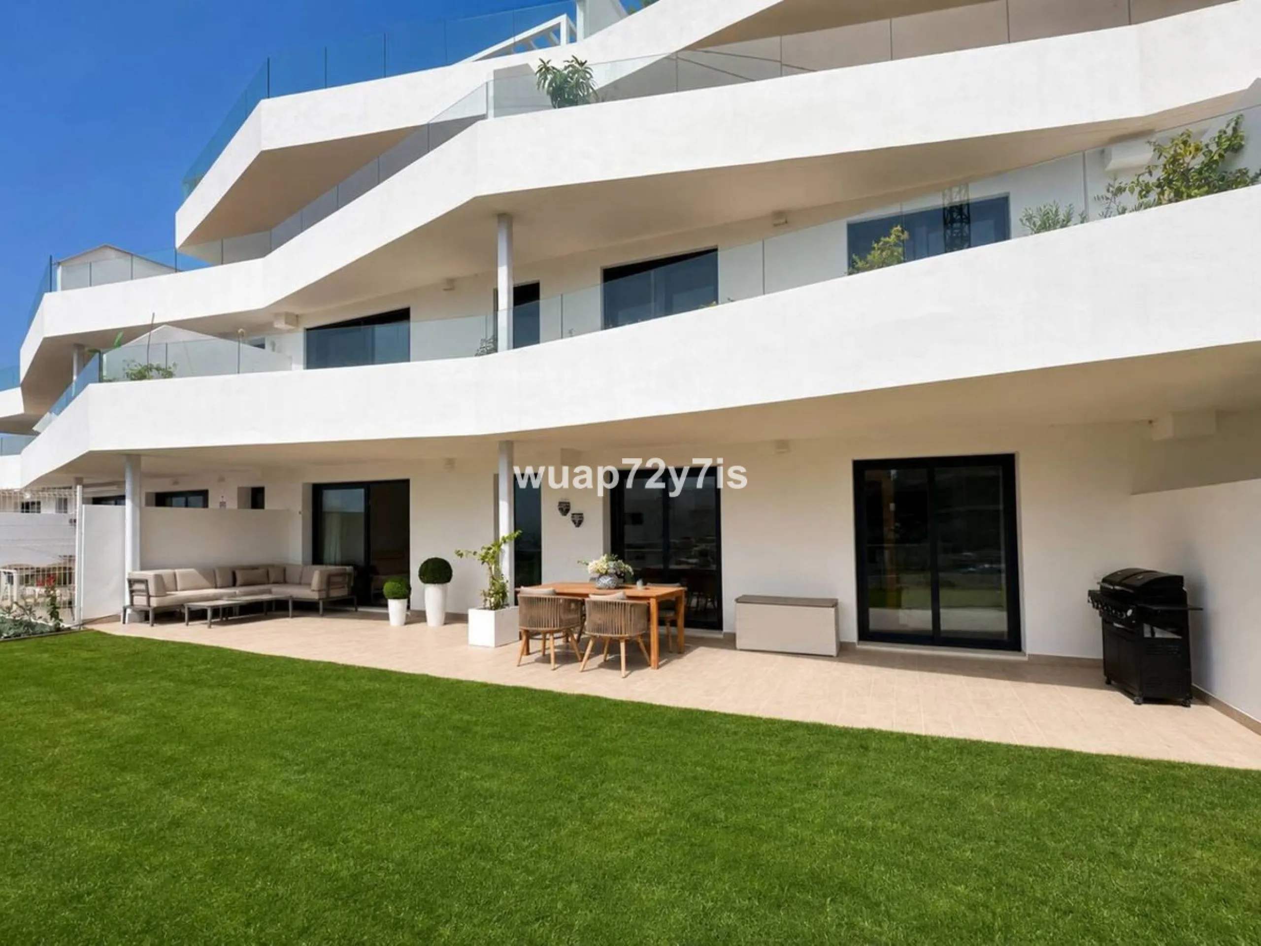 Two-Bedroom Apartment with Spacious Terrace and Sea Views in One Eighty, Estepona