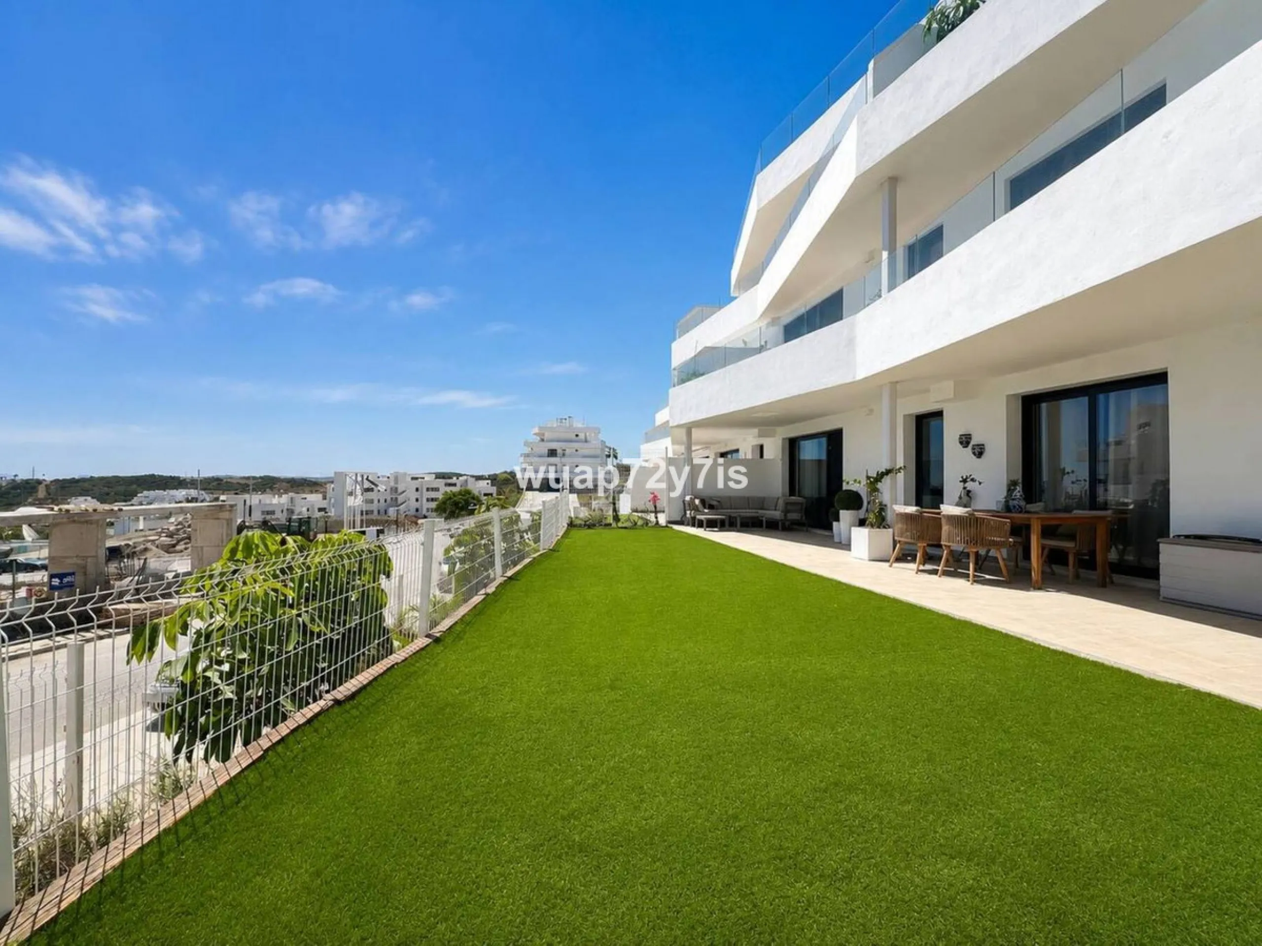 Two-Bedroom Apartment with Spacious Terrace and Sea Views in One Eighty, Estepona