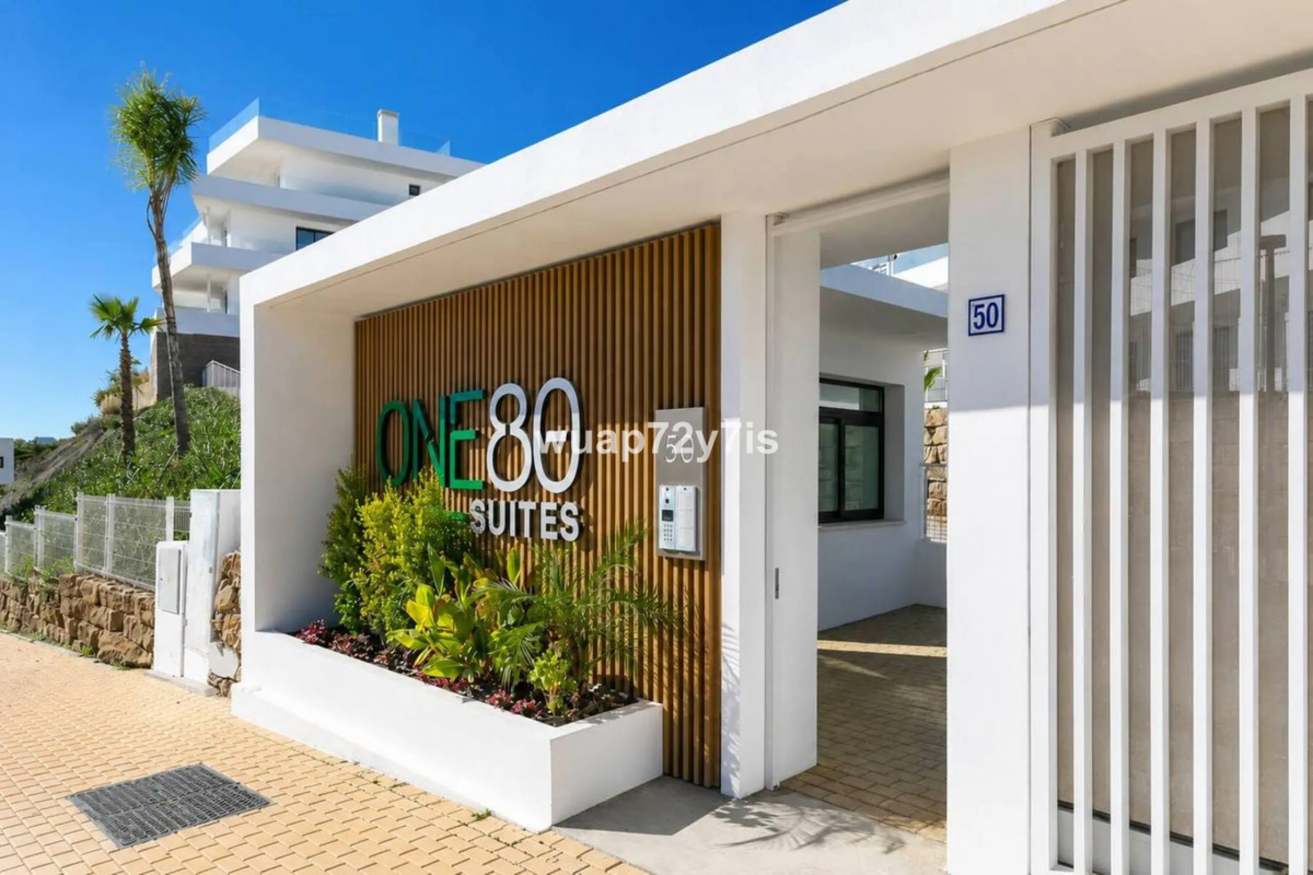 Two-Bedroom Apartment with Spacious Terrace and Sea Views in One Eighty, Estepona