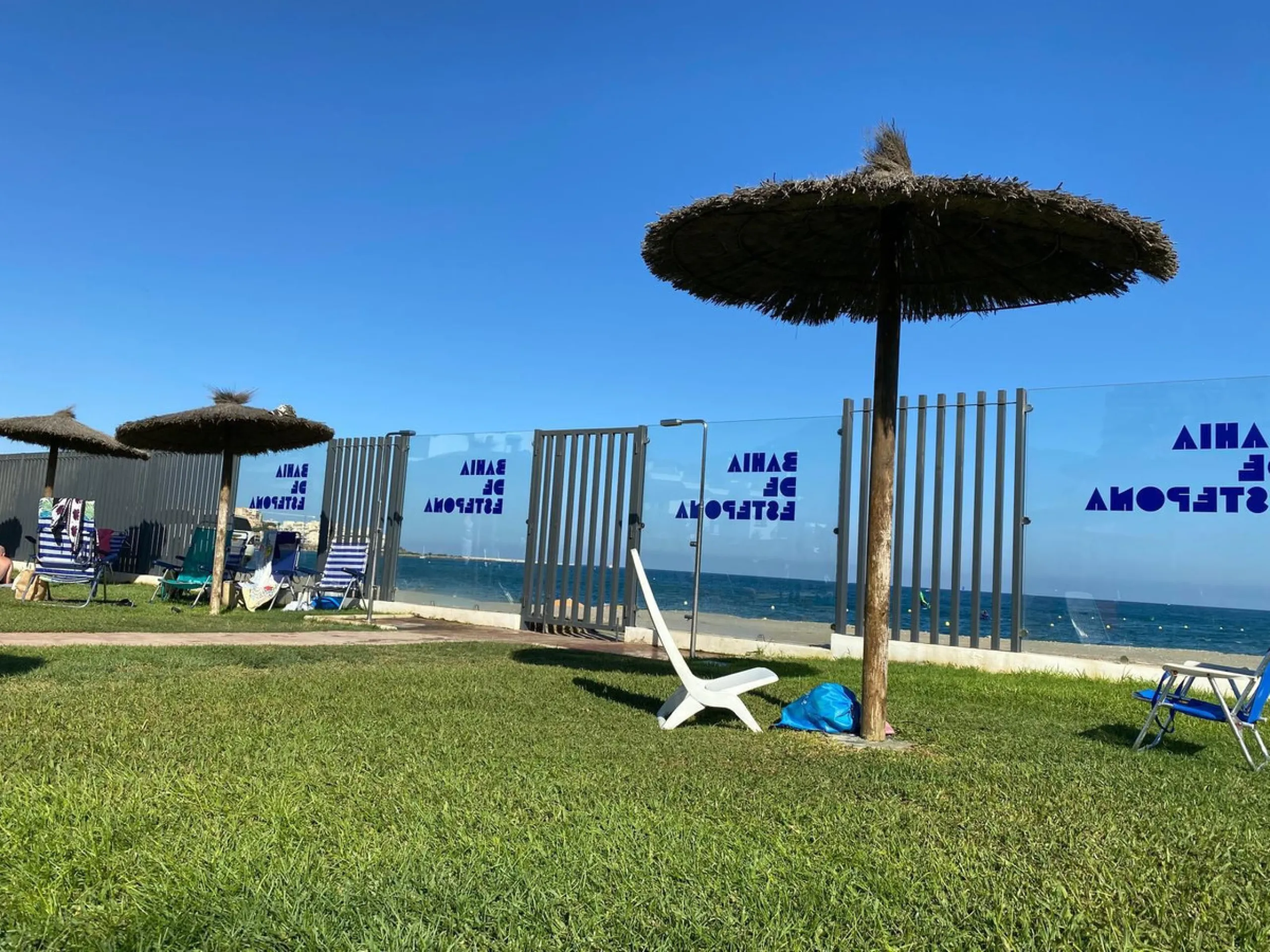 Prime Frontline Beach Apartment on Estepona's Serene Playa de Guadalobón