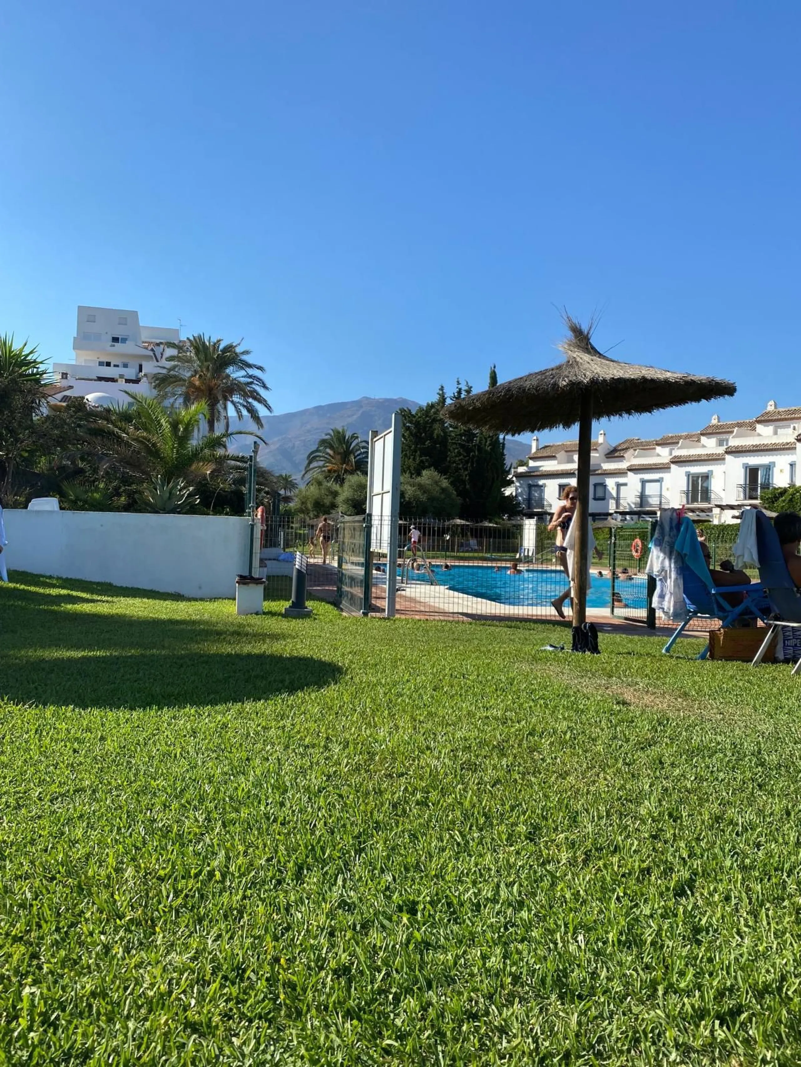 Prime Frontline Beach Apartment on Estepona's Serene Playa de Guadalobón