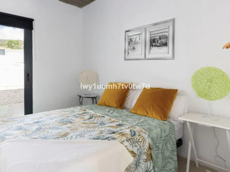 House - Detached Villa в продаже в Benalmadena, Málaga. В доме 4 спален и 3 ванных комнат. Площадь дома 303 м². Площадь участка 1149 м²