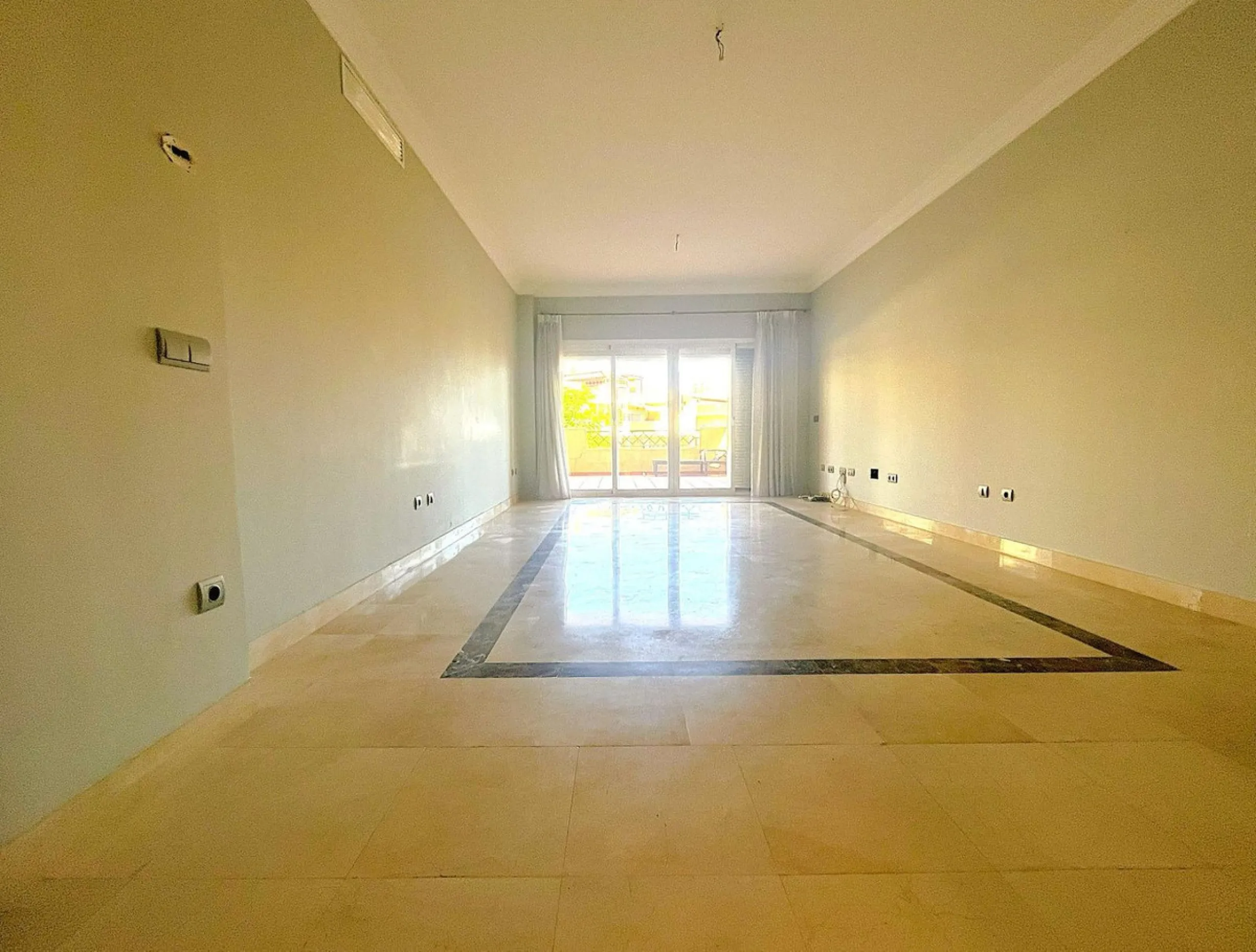 GREAT OPPORTUNITY IN ESTEPONA – BEL-AIR AREA