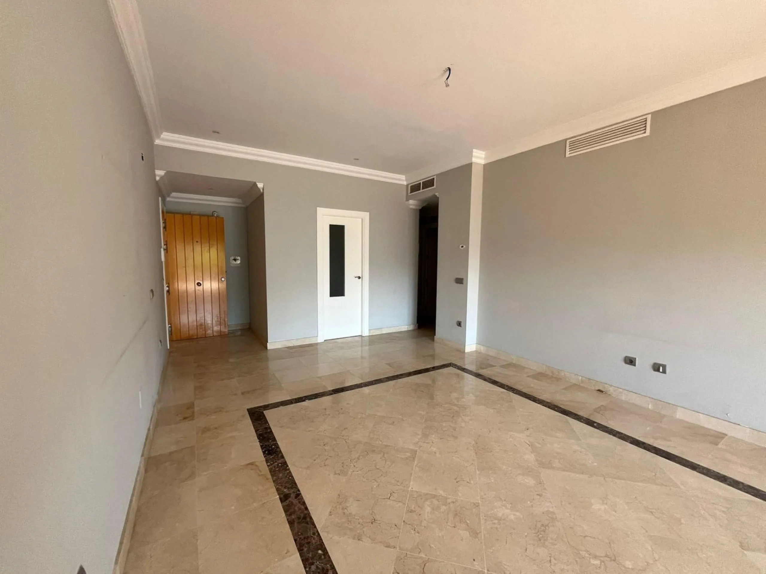GREAT OPPORTUNITY IN ESTEPONA – BEL-AIR AREA