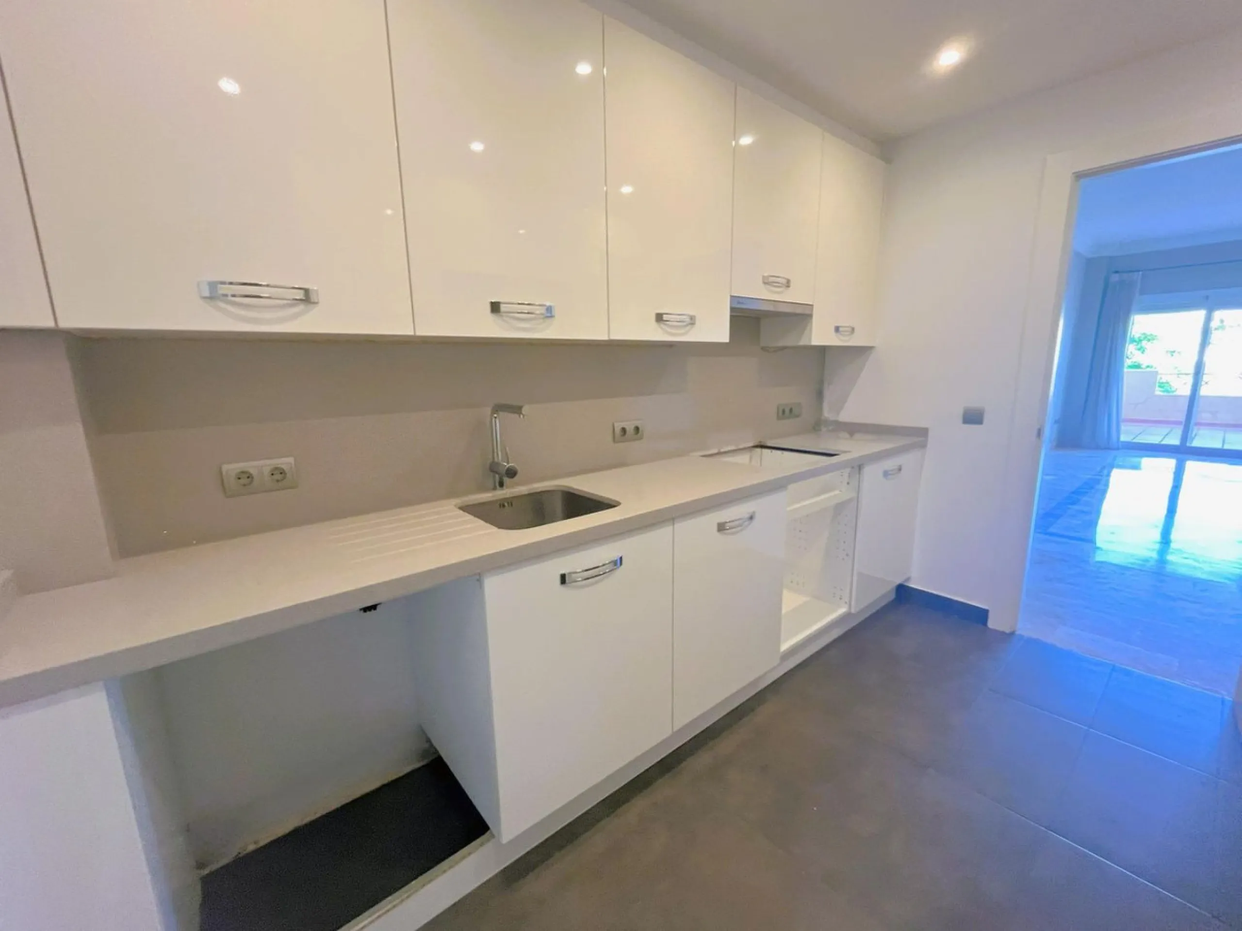 GREAT OPPORTUNITY IN ESTEPONA – BEL-AIR AREA