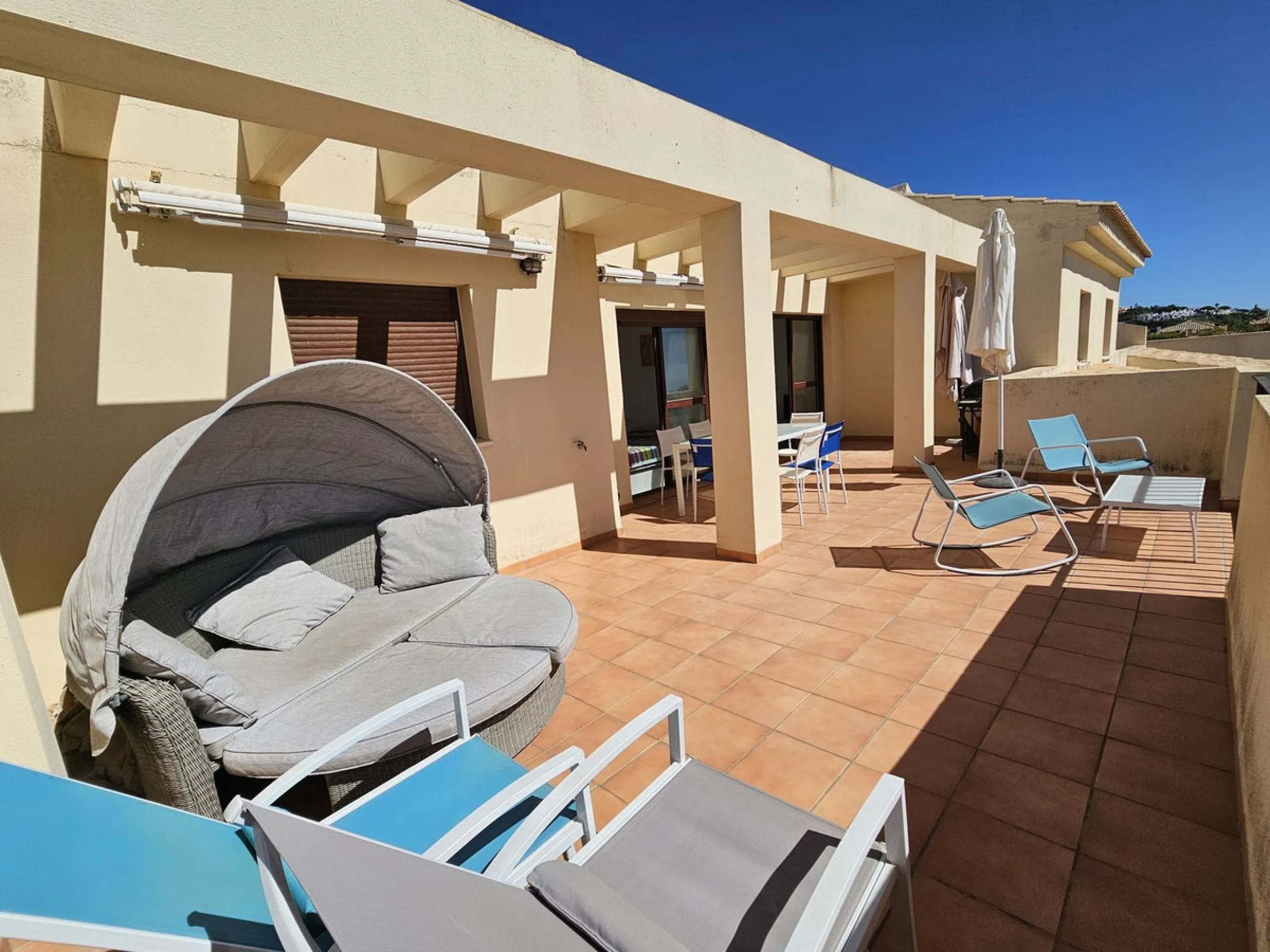 Stunning Sea View Penthouse – Just 300m from the Beach
