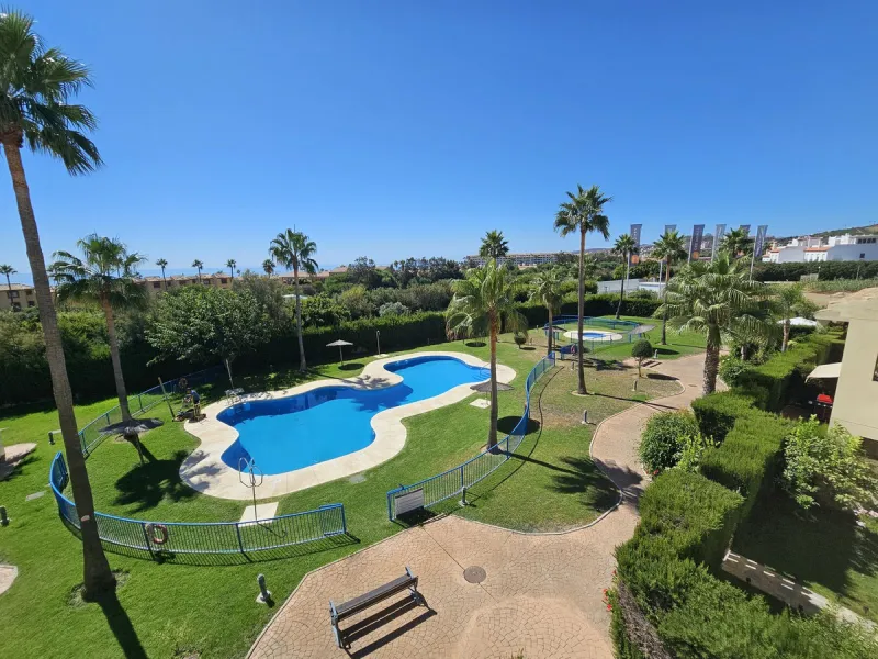 Stunning Sea View Penthouse – Just 300m from the Beach