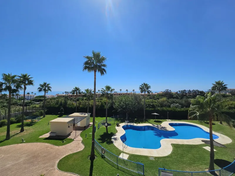 Stunning Sea View Penthouse – Just 300m from the Beach