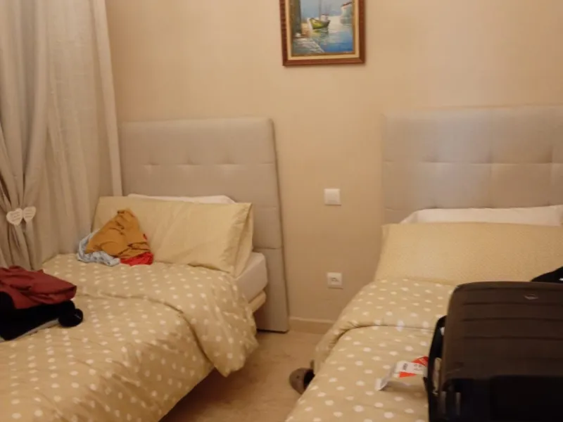 A lovely elevated ground floor apartment in the exclusive area of Selwo, Estepona.