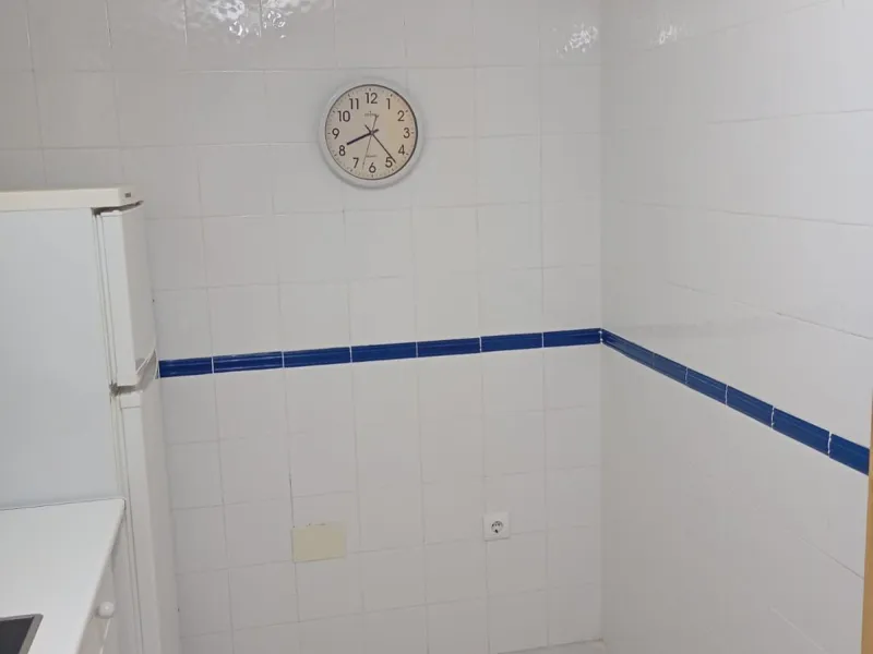 A lovely elevated ground floor apartment in the exclusive area of Selwo, Estepona.