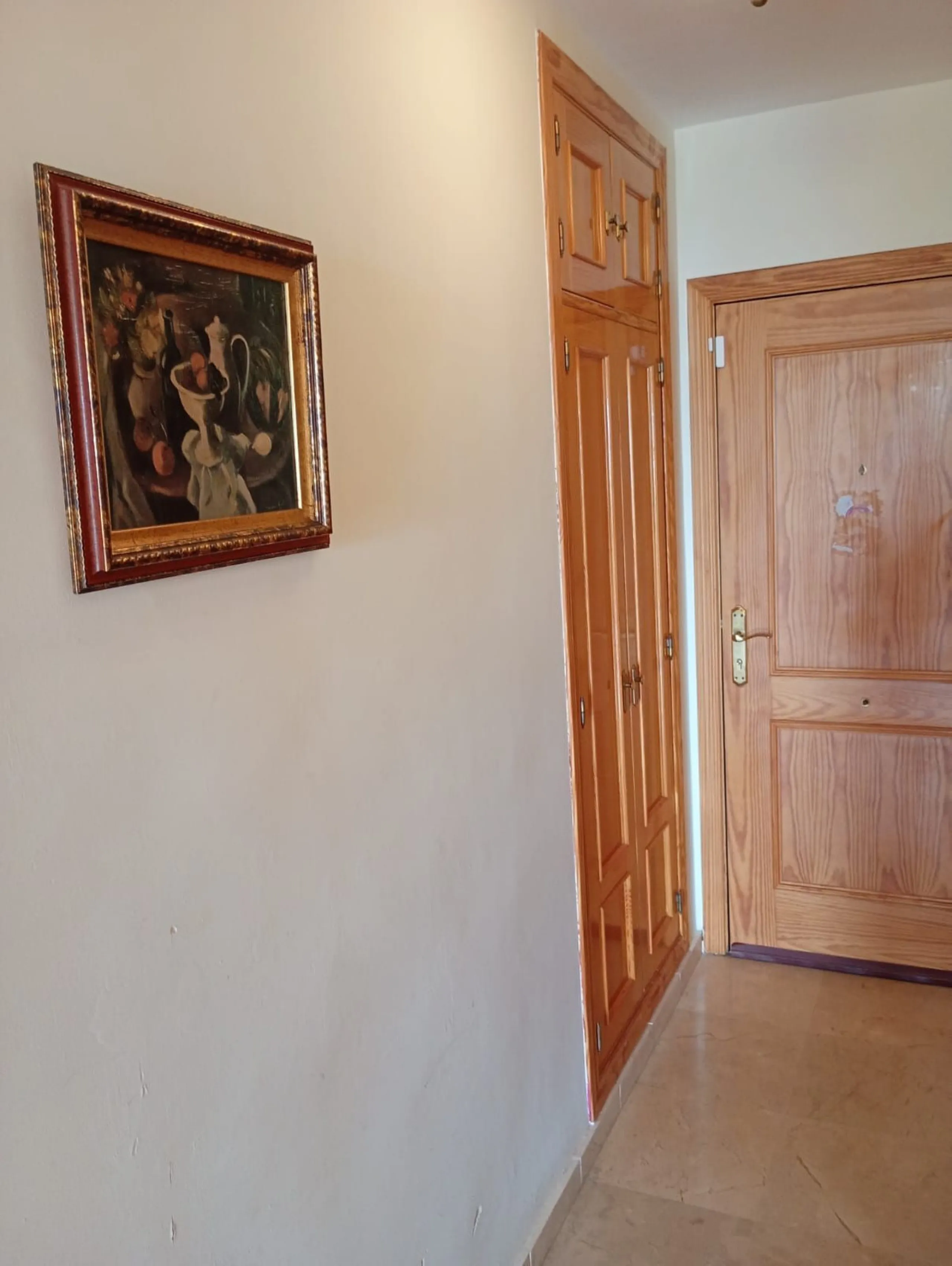 A lovely elevated ground floor apartment in the exclusive area of Selwo, Estepona.
