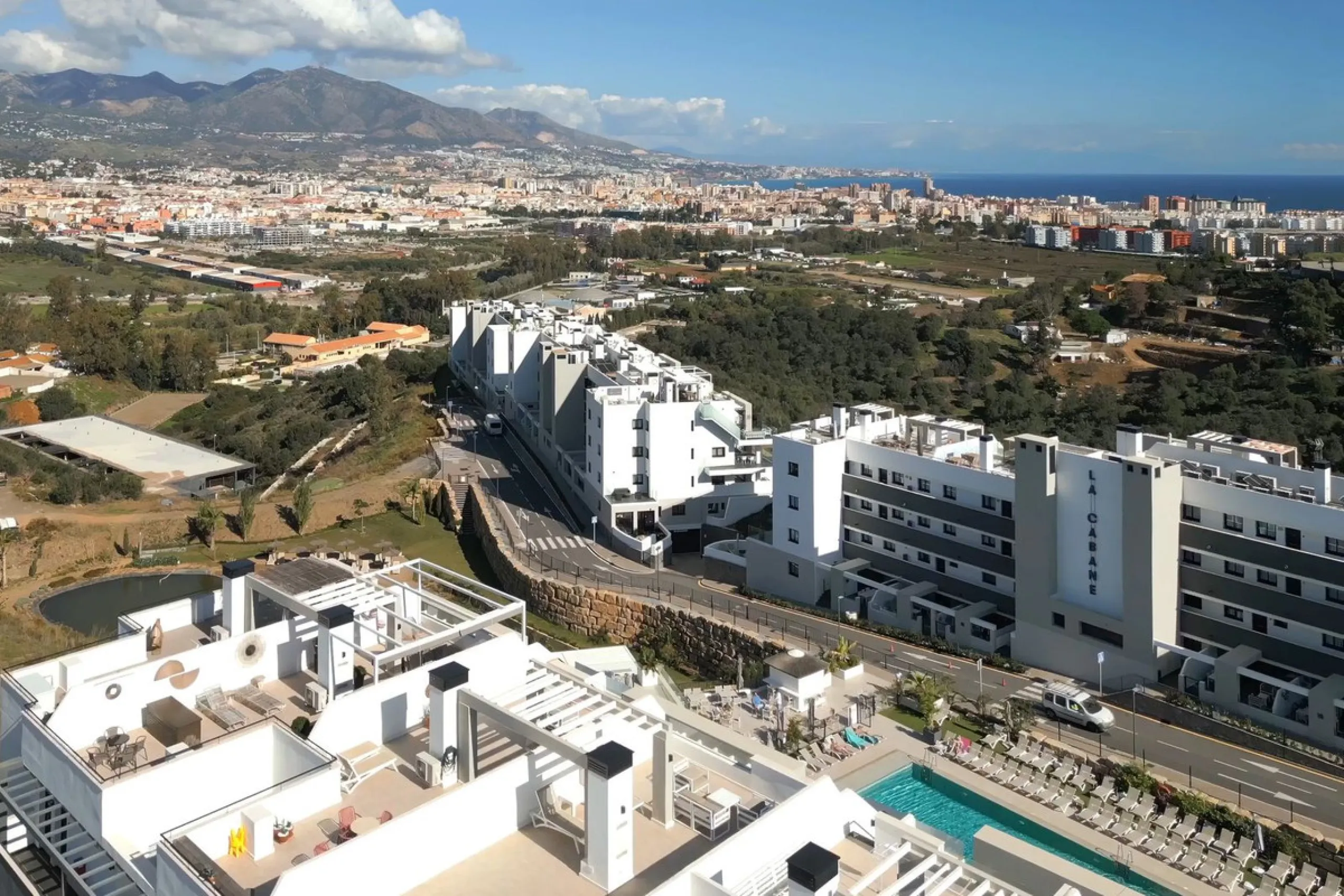 Luxury Ground-Floor CORNER-Apartment with Panoramic Sea & Mountain Views