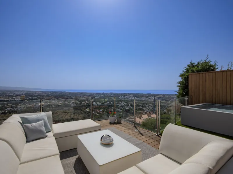 This beautifully presented 3 level townhouse combines space, comfort, and privacy with exceptional views. Offering 3 bedrooms, 2 bathrooms, and a guest toilet, the home is in excellent condition throughout.