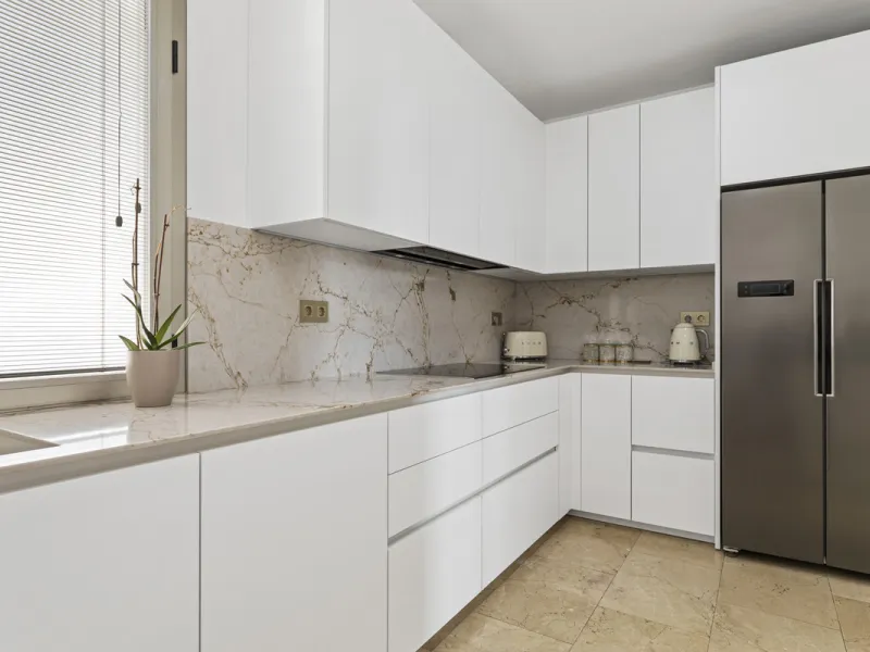 This beautifully presented 3 level townhouse combines space, comfort, and privacy with exceptional views. Offering 3 bedrooms, 2 bathrooms, and a guest toilet, the home is in excellent condition throughout.