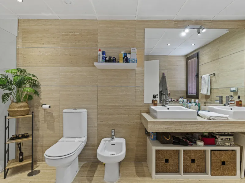 This beautifully presented 3 level townhouse combines space, comfort, and privacy with exceptional views. Offering 3 bedrooms, 2 bathrooms, and a guest toilet, the home is in excellent condition throughout.
