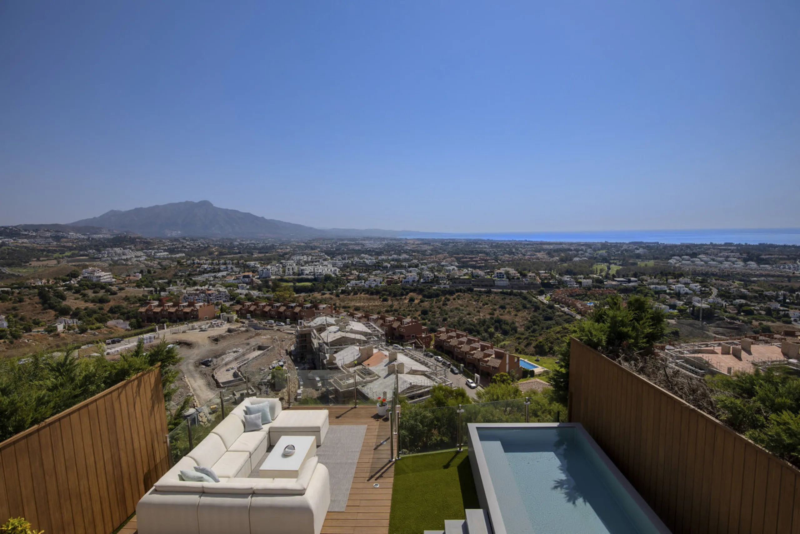 This beautifully presented 3 level townhouse combines space, comfort, and privacy with exceptional views. Offering 3 bedrooms, 2 bathrooms, and a guest toilet, the home is in excellent condition throughout.