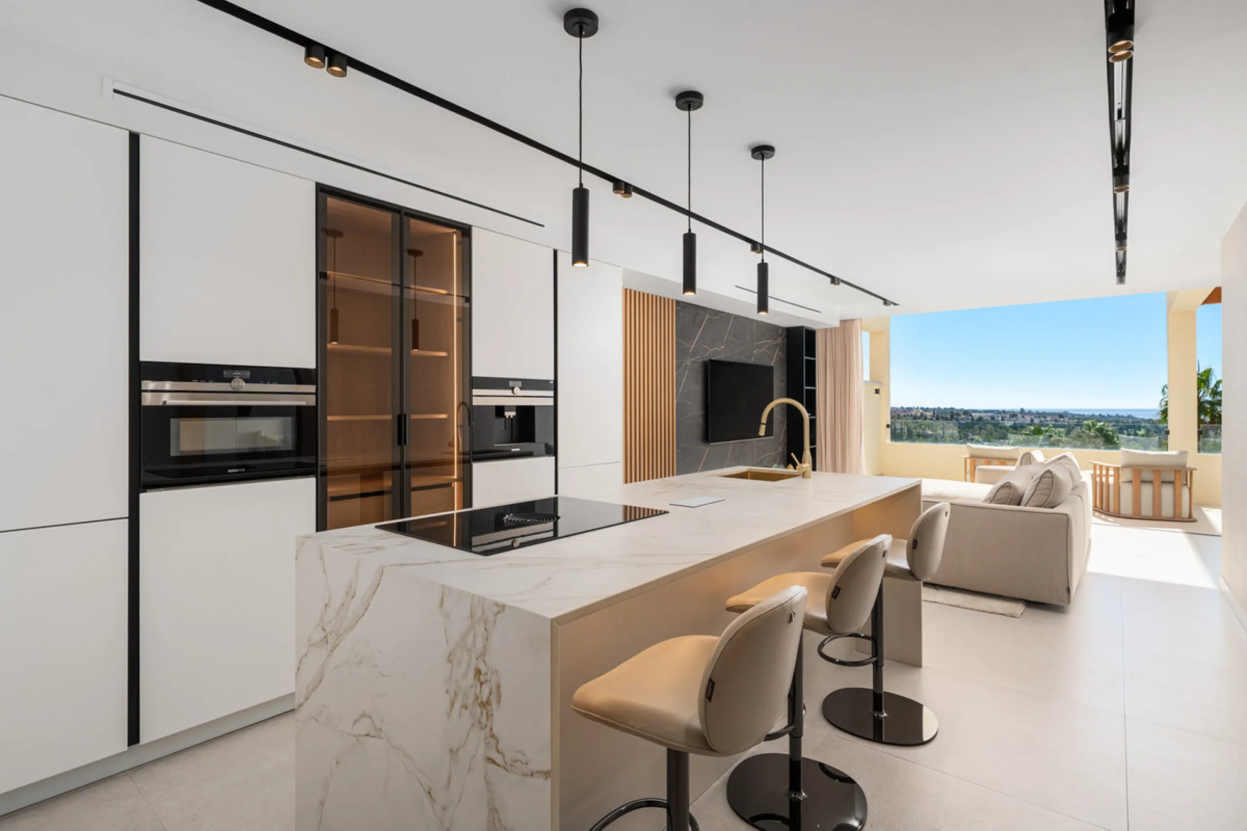 Apartment Jasmine is a beautifully renovated three-bedroom apartment for sale in the exclusive Palacetes Los Belvederes, an established residential community in Nueva Andalucía. Originally built in 2003 and fully modernised in 2024, this southeast-facing 