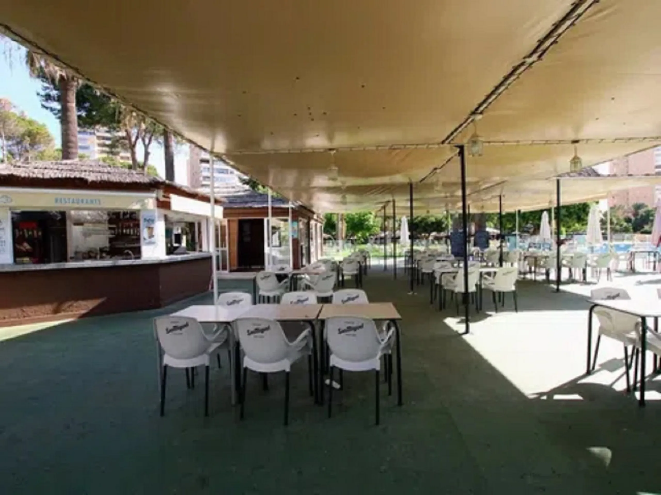 Middle Floor Apartment, Torremolinos las torres de playamar, Costa del Sol.