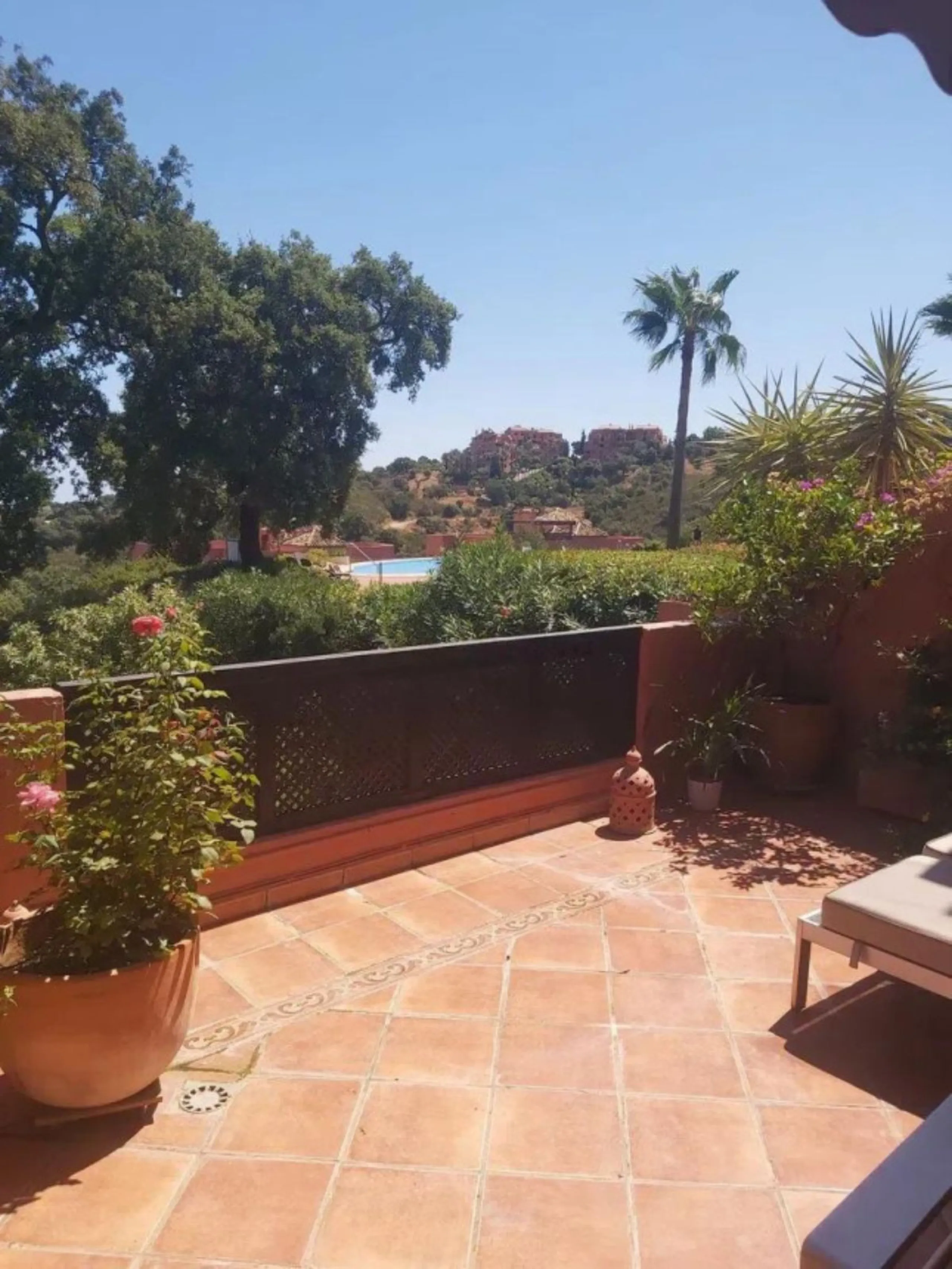 Апартамент средний этаж, Marbella, Costa del Sol