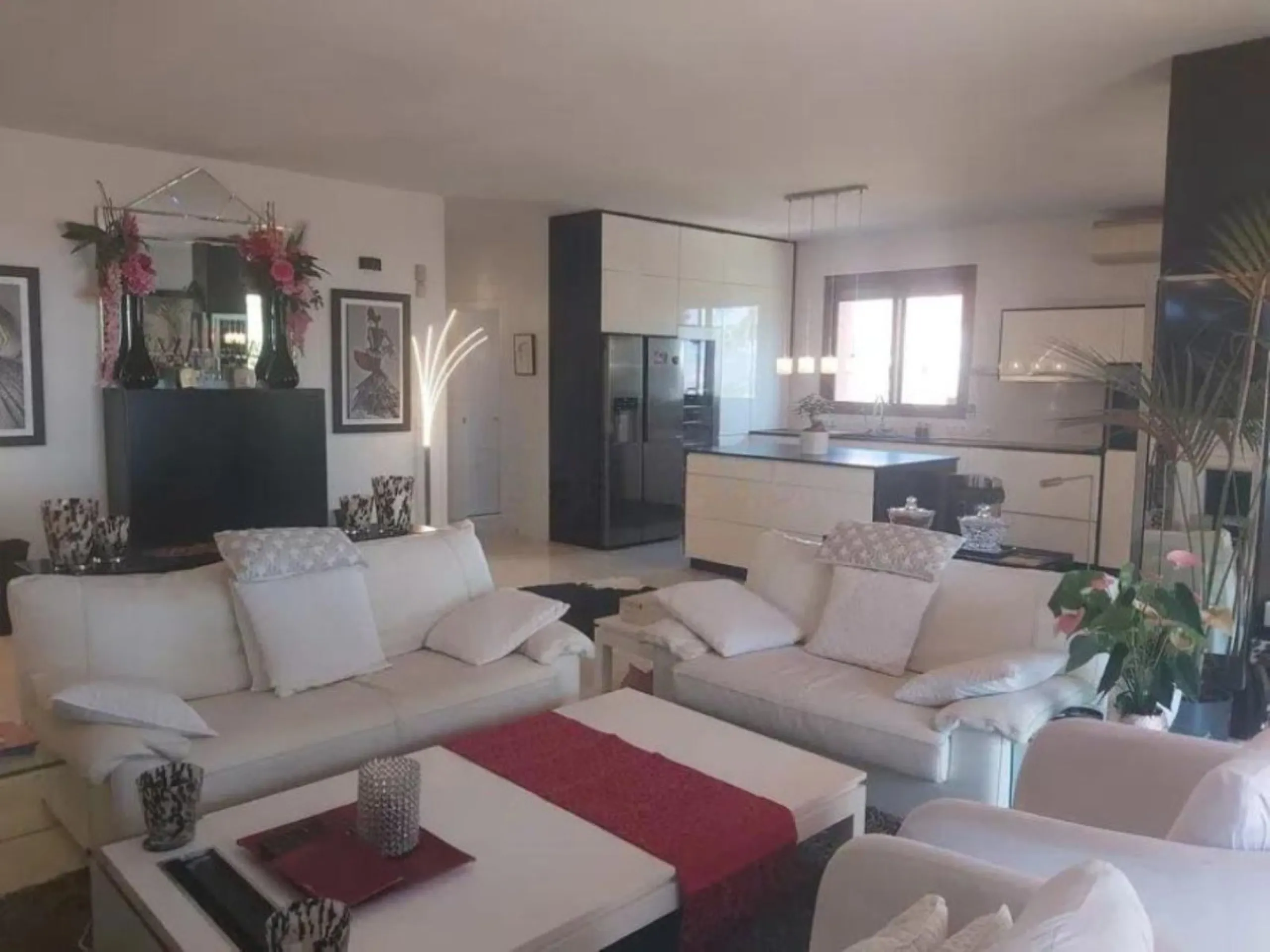 Апартамент средний этаж, Marbella, Costa del Sol
