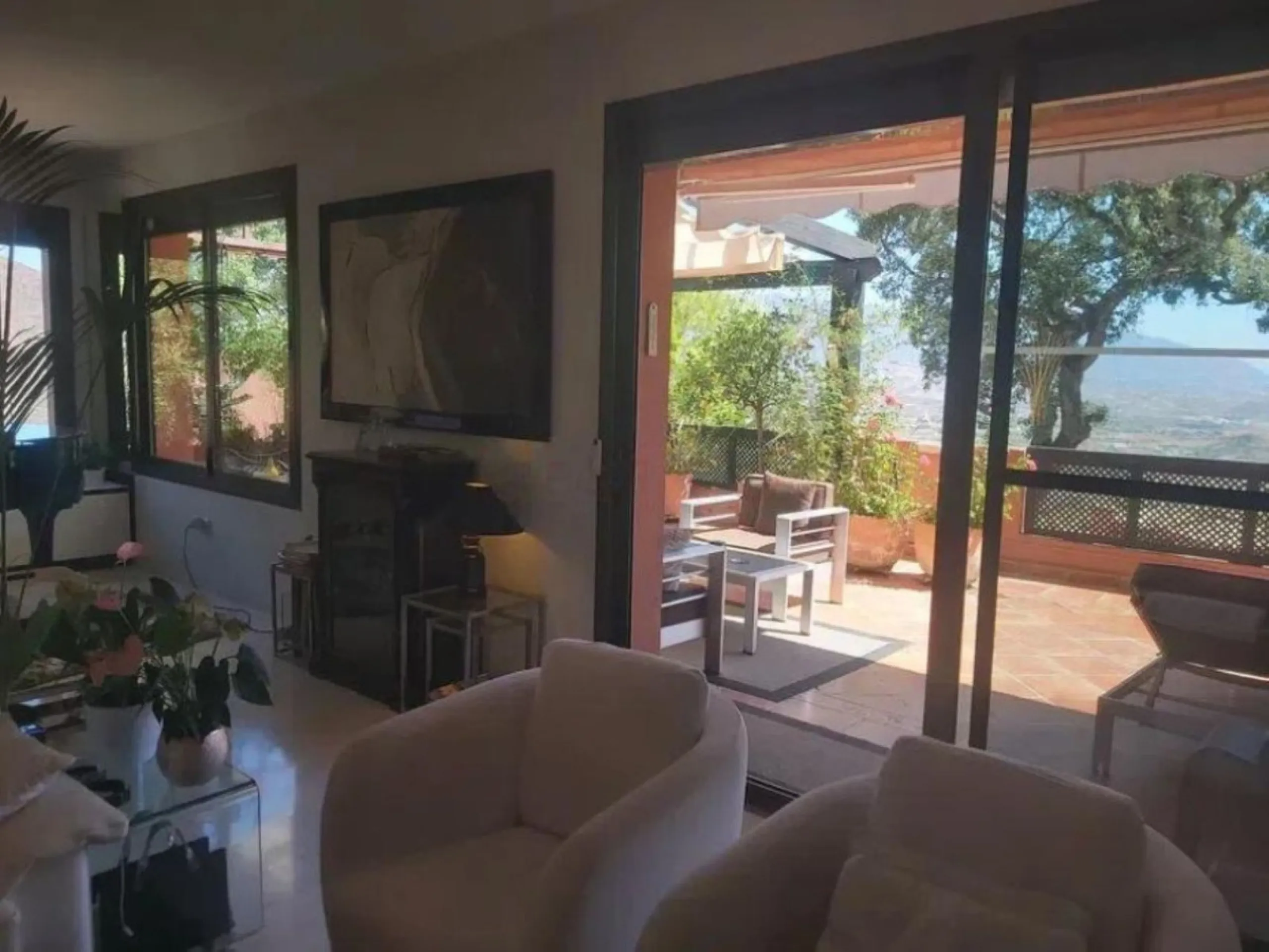 Апартамент средний этаж, Marbella, Costa del Sol