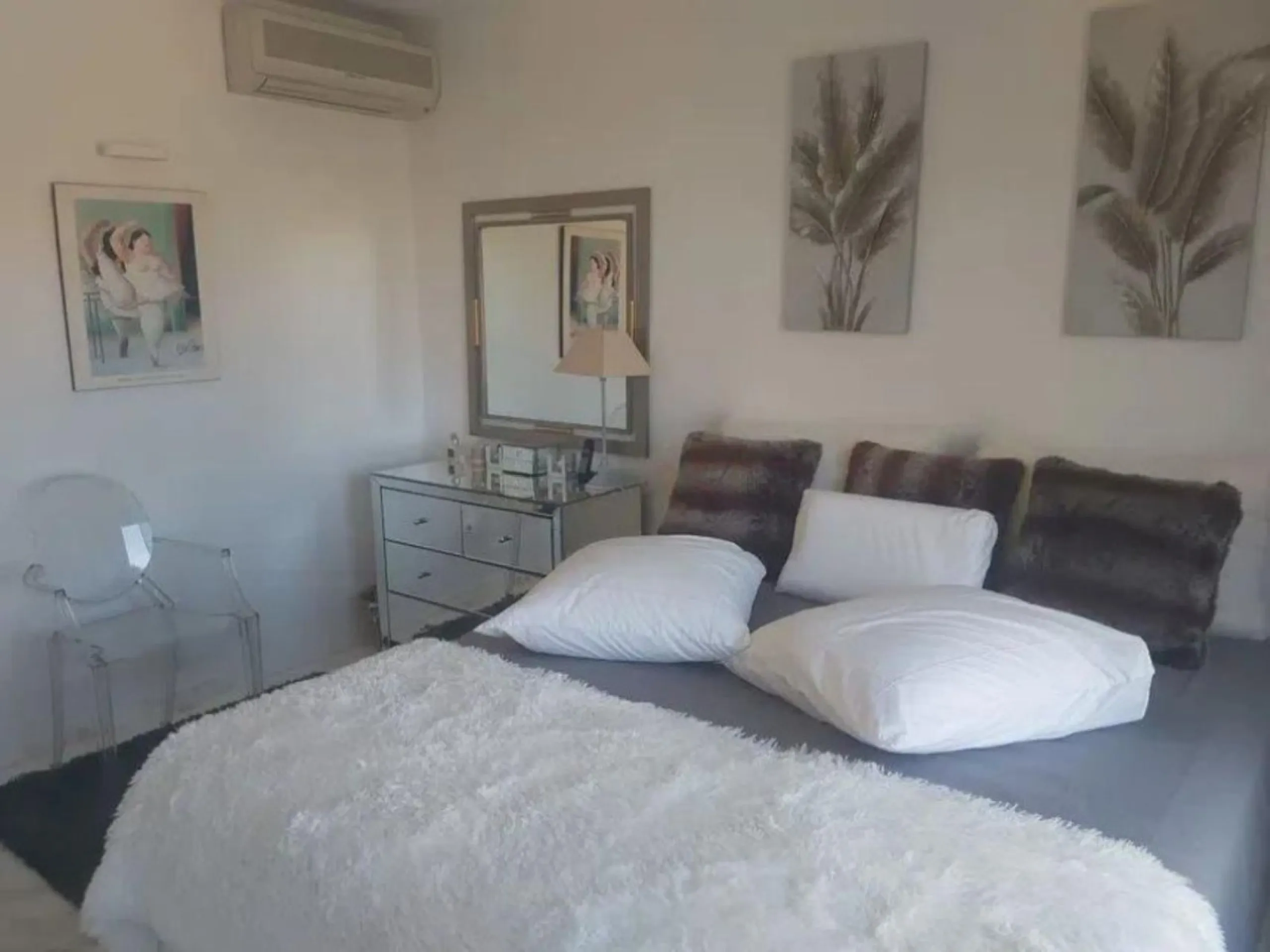 Апартамент средний этаж, Marbella, Costa del Sol