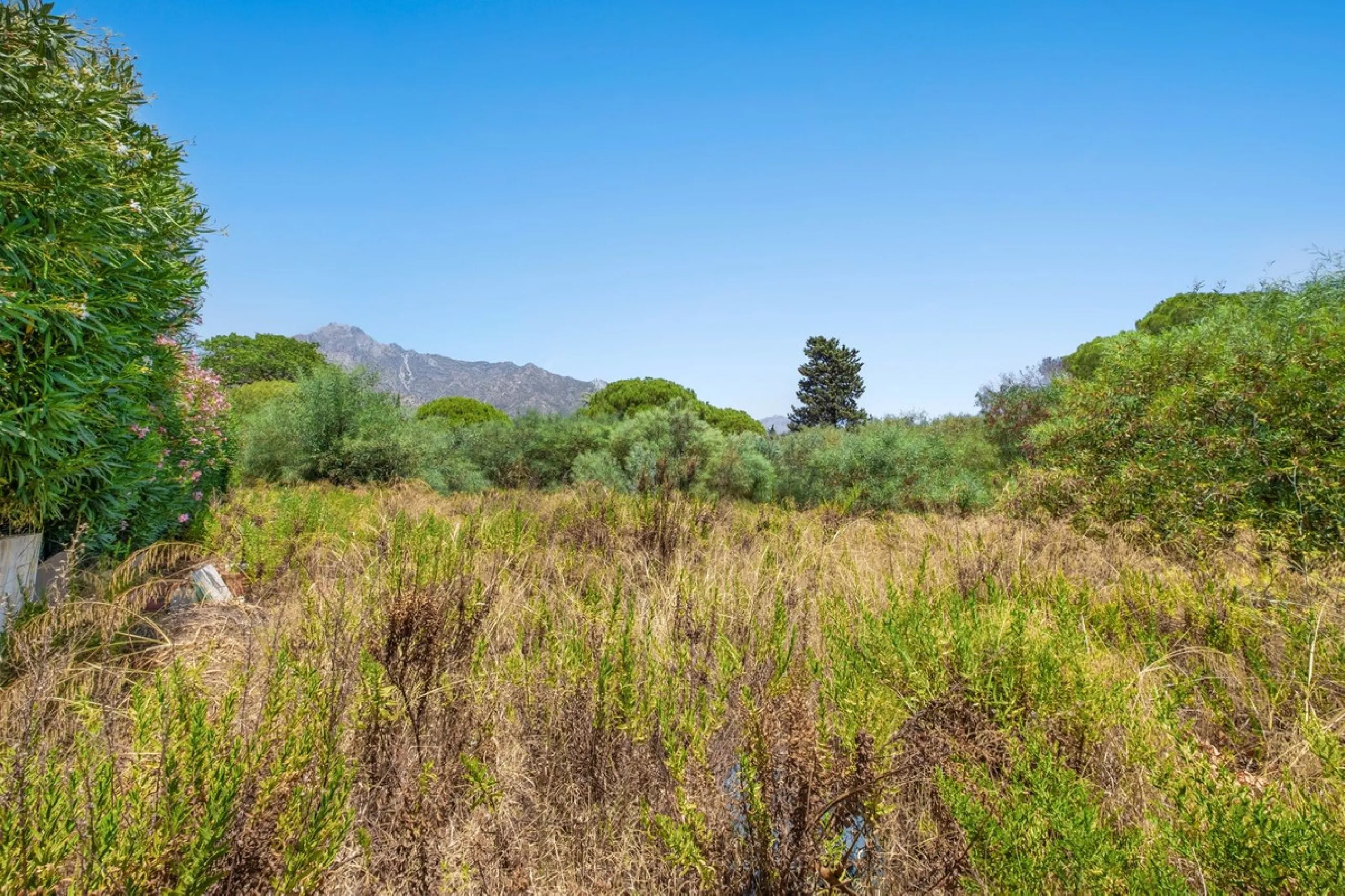 Discover the perfect opportunity to build your dream home in the prestigious area of Nagüeles, Marbella!