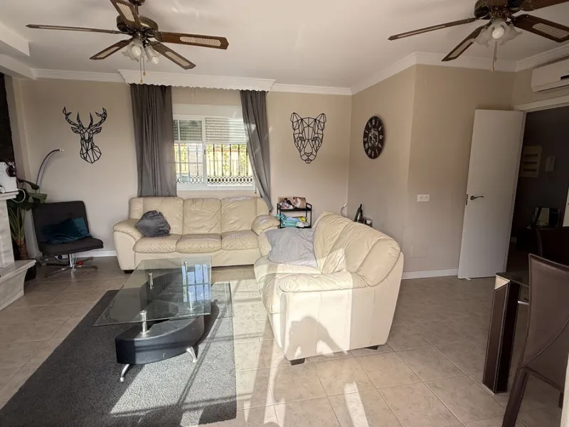 With incredible views down the valley to the coast of Málaga and the sea, this impressive, detached villa can be used as either a spacious family home or has the possibility of being a high-end B&B business.