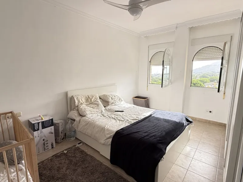 With incredible views down the valley to the coast of Málaga and the sea, this impressive, detached villa can be used as either a spacious family home or has the possibility of being a high-end B&B business.