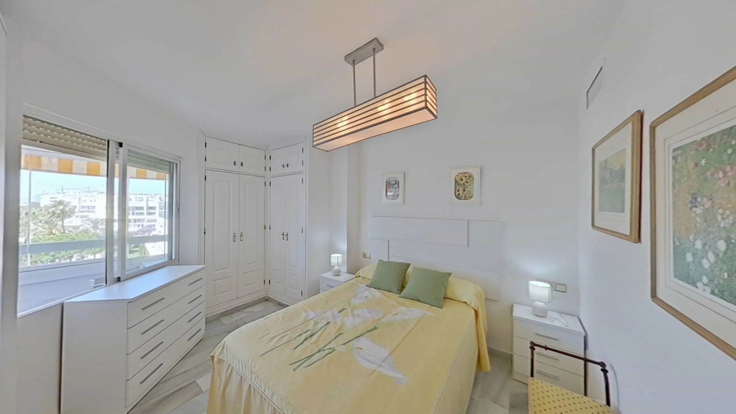 LA FONTANILLA!!!! APARTMENT WITH GARAGE, STORAGE ROOM, AND POOL!!! The best neighborhood located in the heart of Marbella. The apartment is on the sixth floor, facing southwest, which provides excellent natural light and includes hot/cold air conditioning