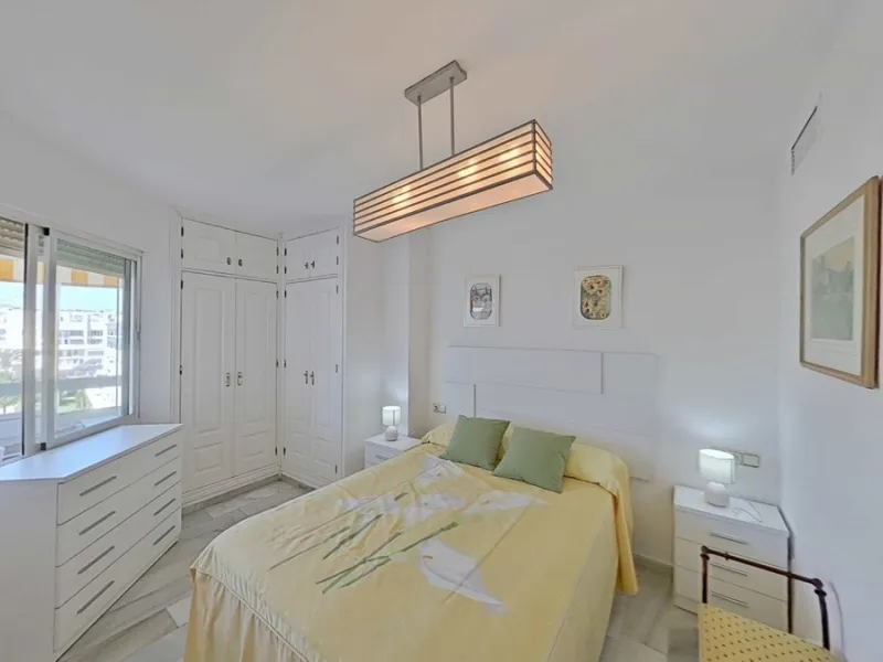 LA FONTANILLA!!!! APARTMENT WITH GARAGE, STORAGE ROOM, AND POOL!!! The best neighborhood located in the heart of Marbella. The apartment is on the sixth floor, facing southwest, which provides excellent natural light and includes hot/cold air conditioning