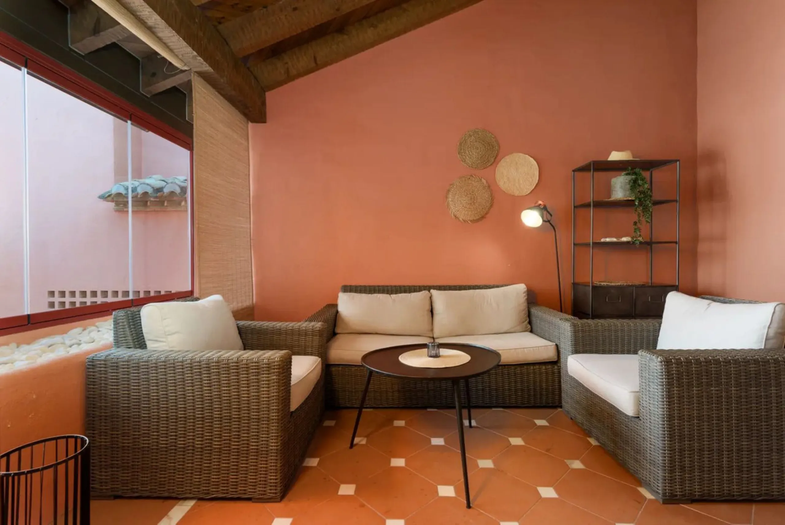 **This property has a tourist license and can be transfered to a new owner, if required.**
