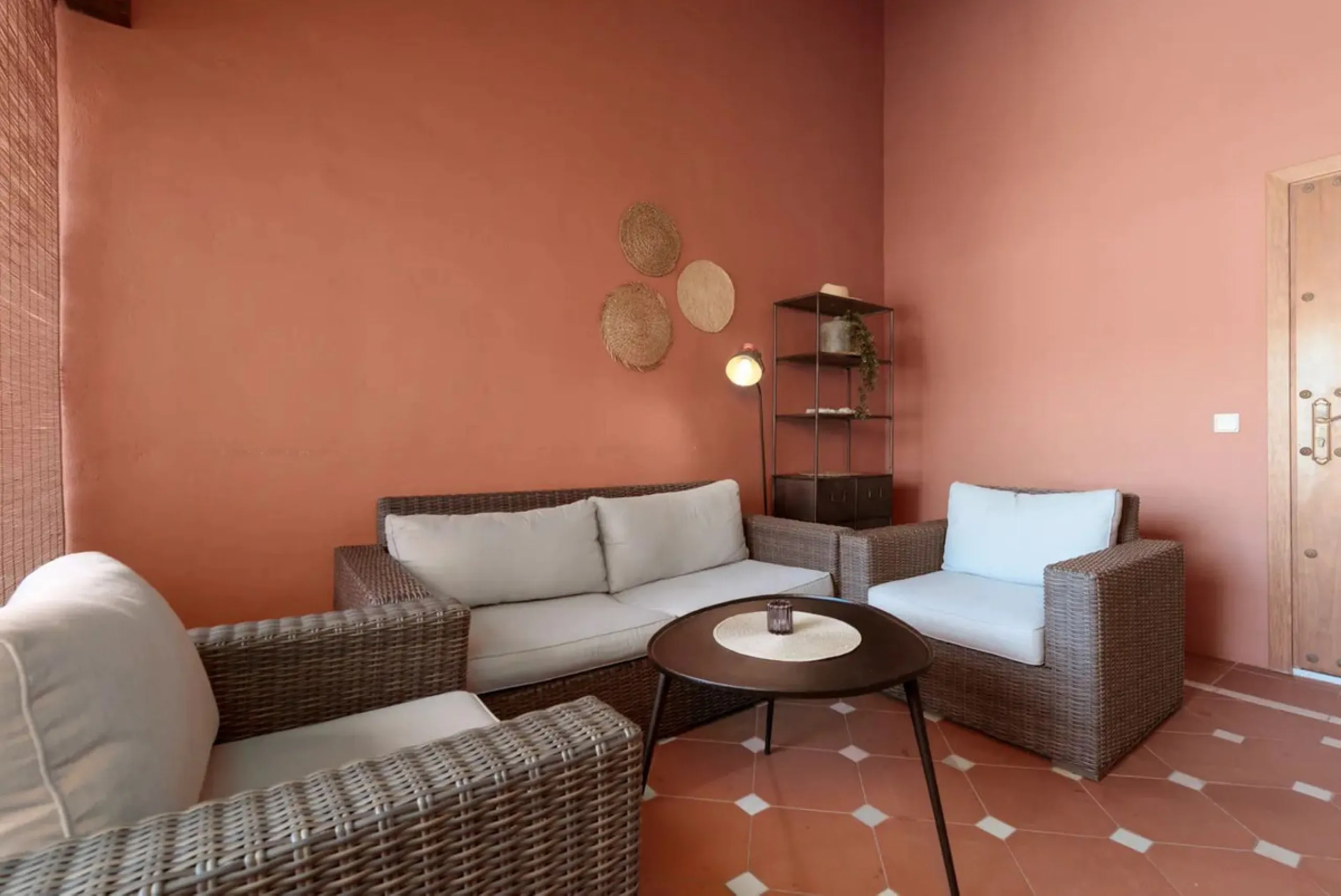 **This property has a tourist license and can be transfered to a new owner, if required.**