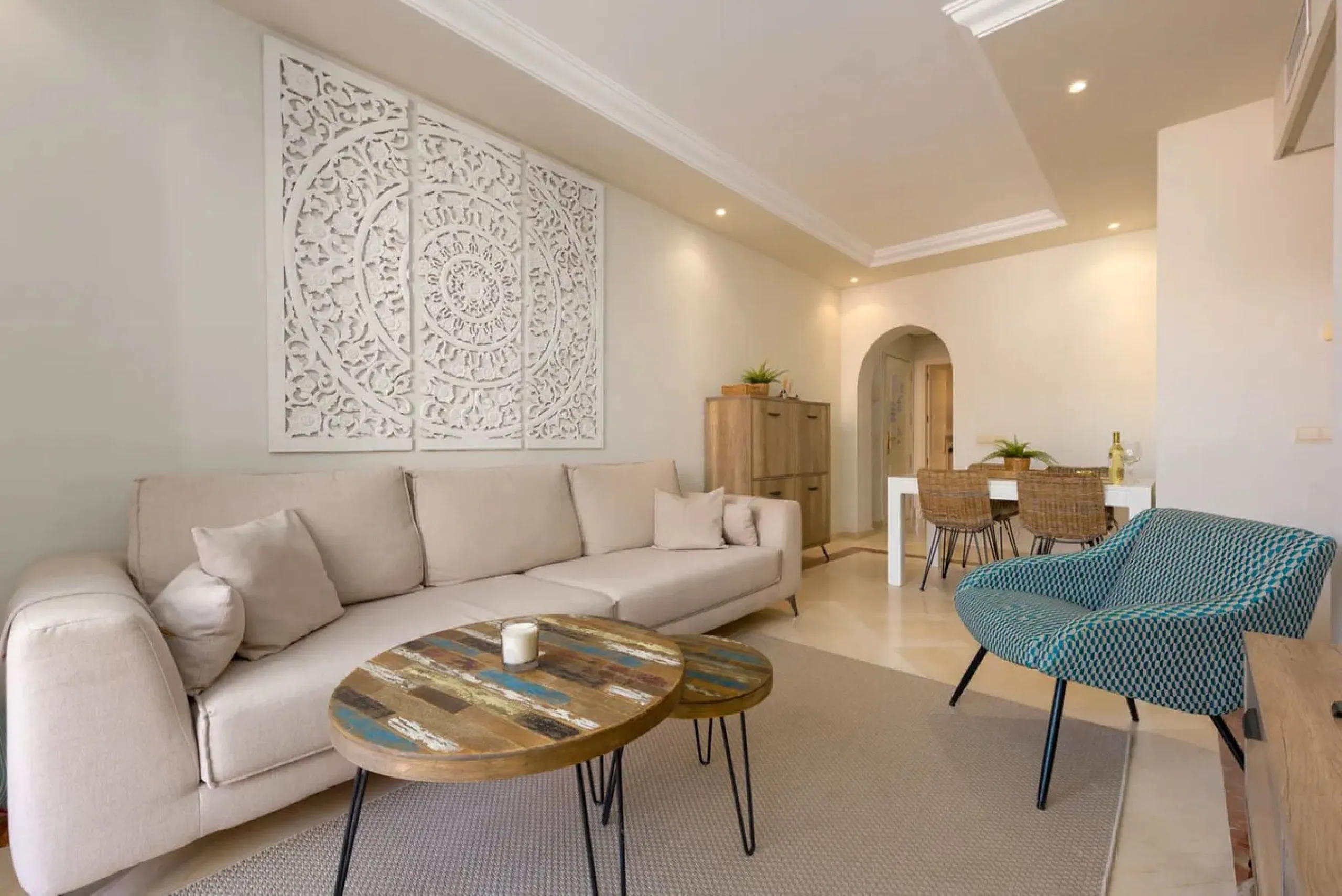 **This property has a tourist license and can be transfered to a new owner, if required.**