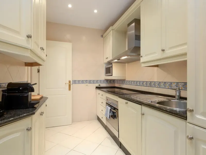 **This property has a tourist license and can be transfered to a new owner, if required.**