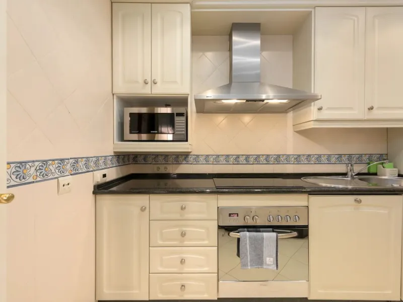 **This property has a tourist license and can be transfered to a new owner, if required.**