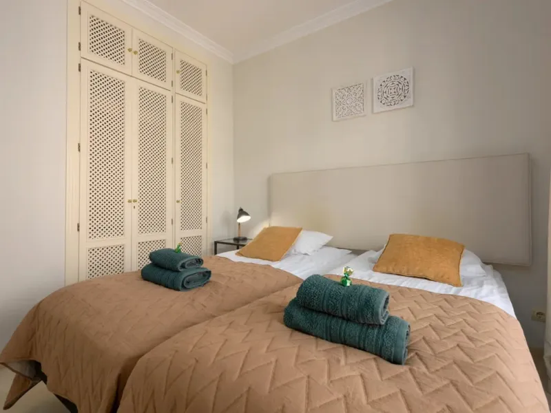 **This property has a tourist license and can be transfered to a new owner, if required.**
