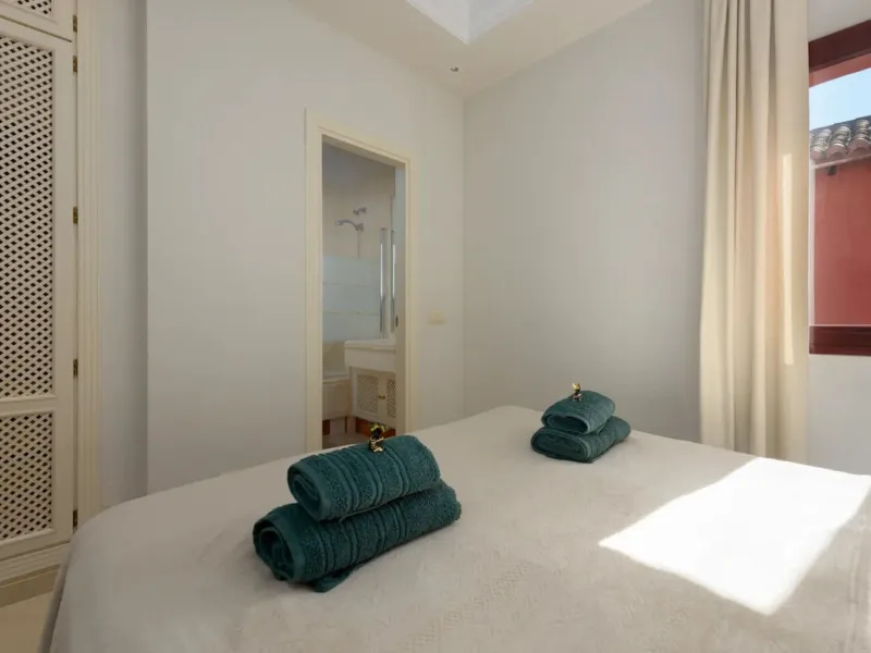 **This property has a tourist license and can be transfered to a new owner, if required.**
