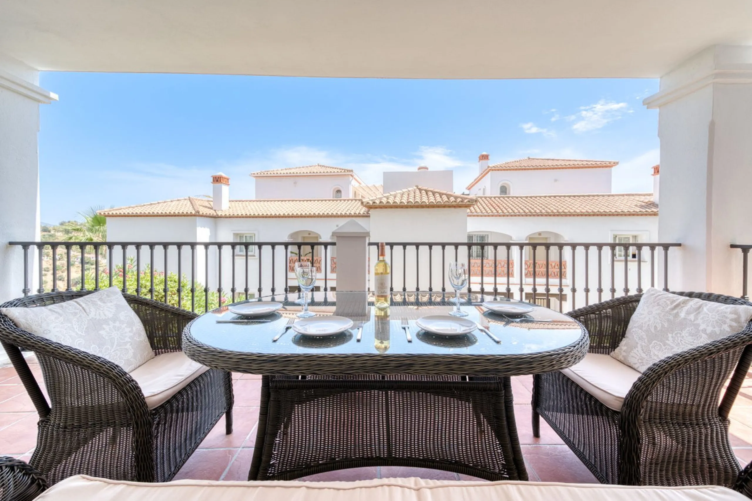 Two Bedroom Apartment with Panoramic Views | Calahonda, Mijas Costa