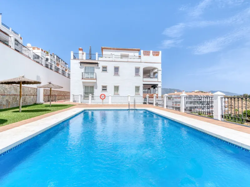 Two Bedroom Apartment with Panoramic Views | Calahonda, Mijas Costa