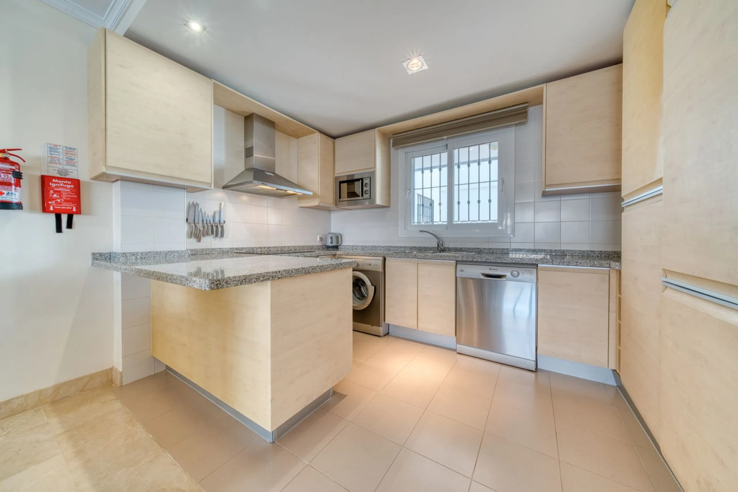 Two Bedroom Apartment with Panoramic Views | Calahonda, Mijas Costa