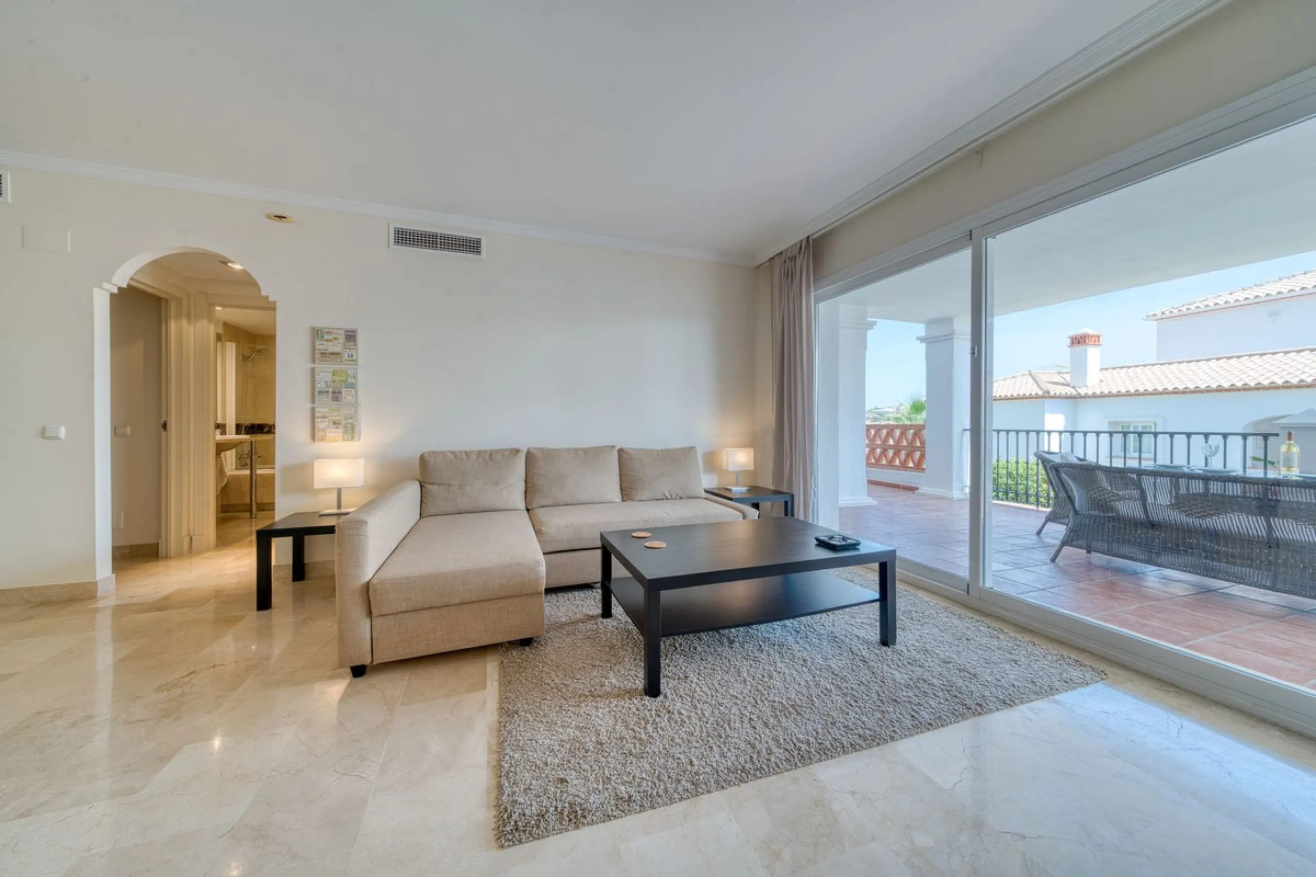 Two Bedroom Apartment with Panoramic Views | Calahonda, Mijas Costa