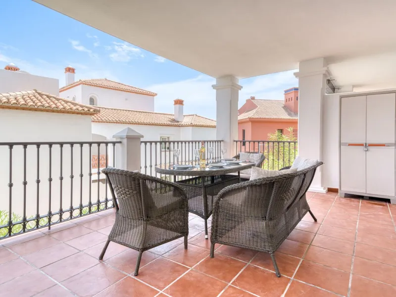 Two Bedroom Apartment with Panoramic Views | Calahonda, Mijas Costa
