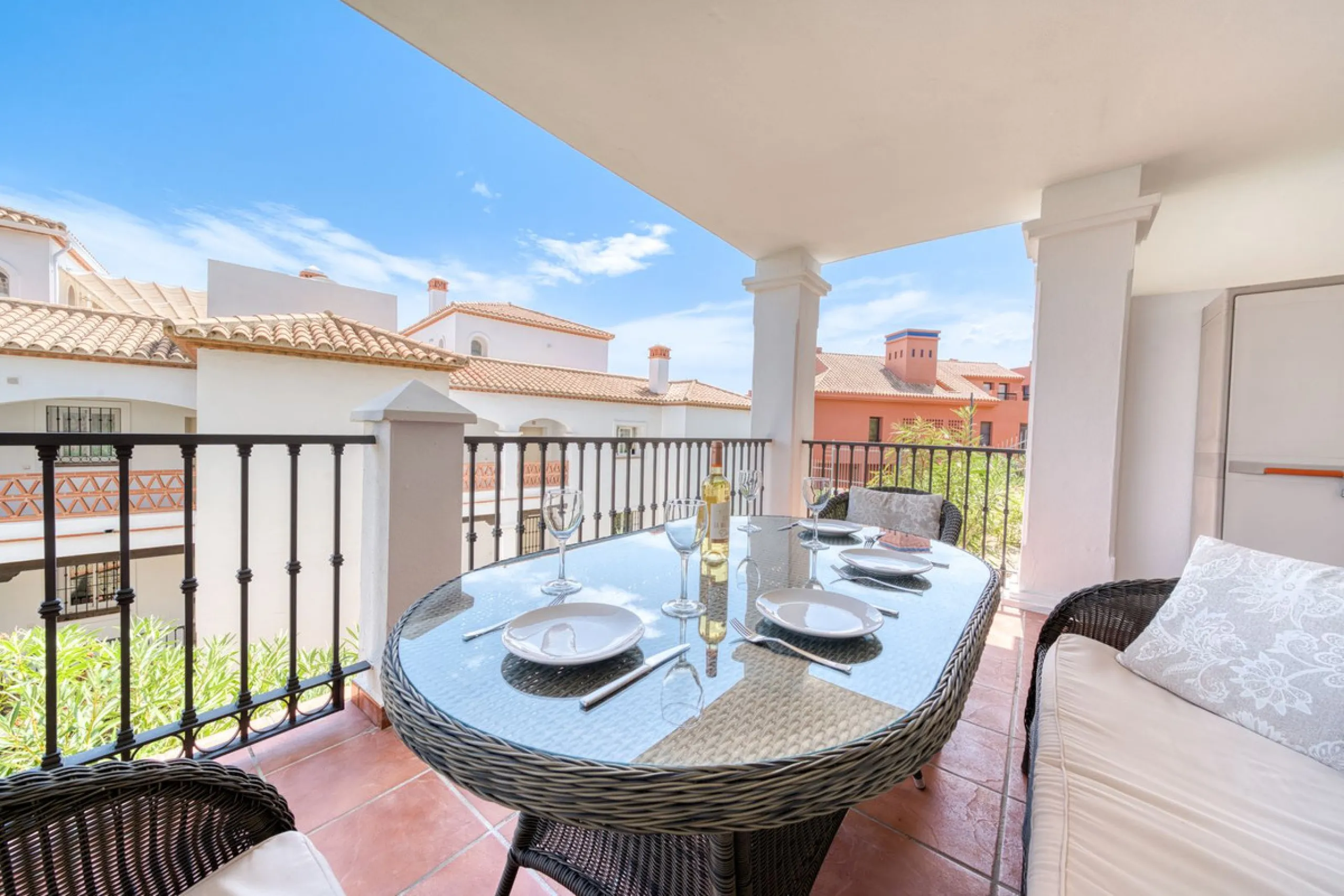 Two Bedroom Apartment with Panoramic Views | Calahonda, Mijas Costa