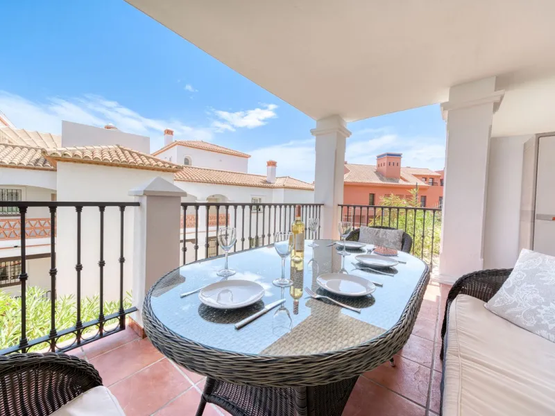 Two Bedroom Apartment with Panoramic Views | Calahonda, Mijas Costa