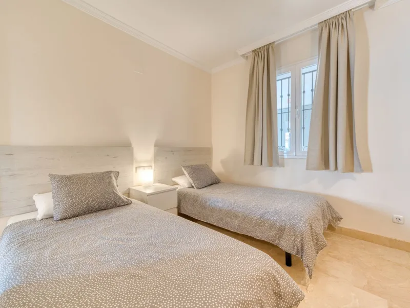 Two Bedroom Apartment with Panoramic Views | Calahonda, Mijas Costa