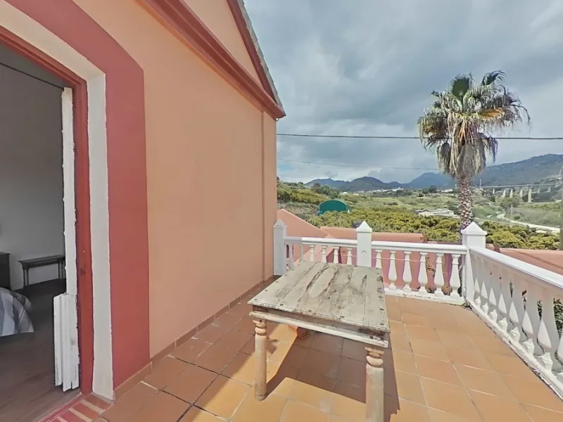This historic property is a large renovated old Mill, previously a working flour mill for the Larios family until approximately 60 years ago named Molino San Jose. The villa has three bedrooms, three bathrooms, two lounges and two car parking spaces. Ther