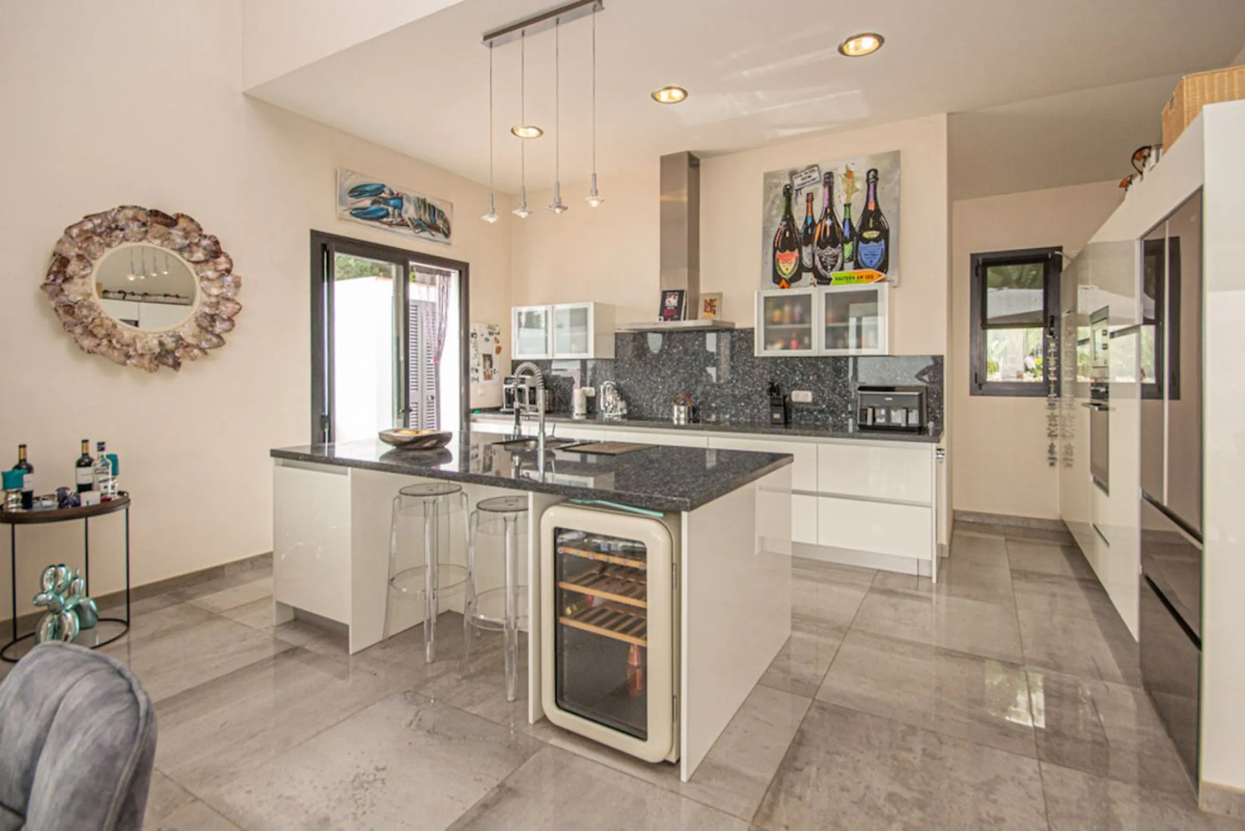Spacious Family Villa with Panoramic Views in La Mairena