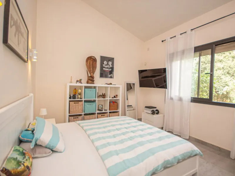 Spacious Family Villa with Panoramic Views in La Mairena
