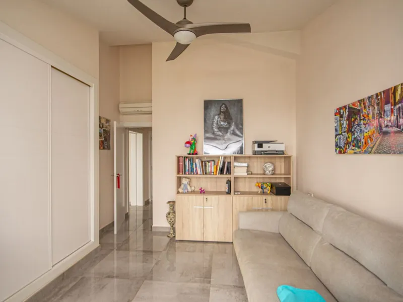 Spacious Family Villa with Panoramic Views in La Mairena